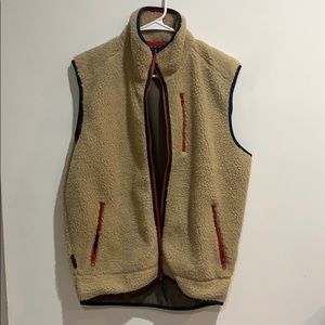 Southern Proper Sherpa Vest